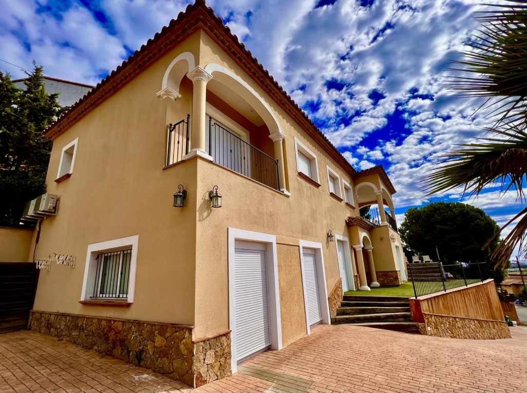 Casa Mas Ambros Con Piscina Desbordante Villa Calonge  Exteriör bild
